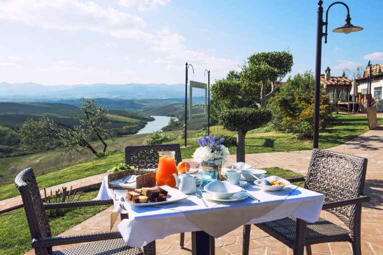 Colazione all'aperto
