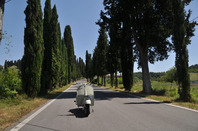 In Toscana con la vespa