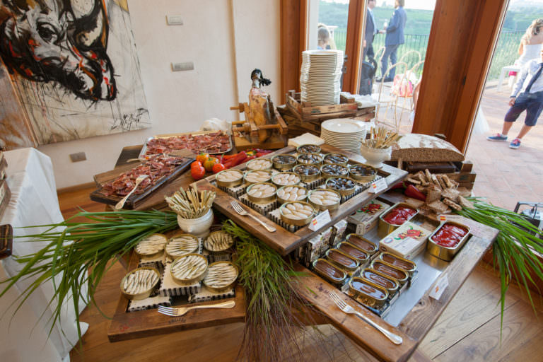 Reception per matrimoni in bellissima cantina toscana