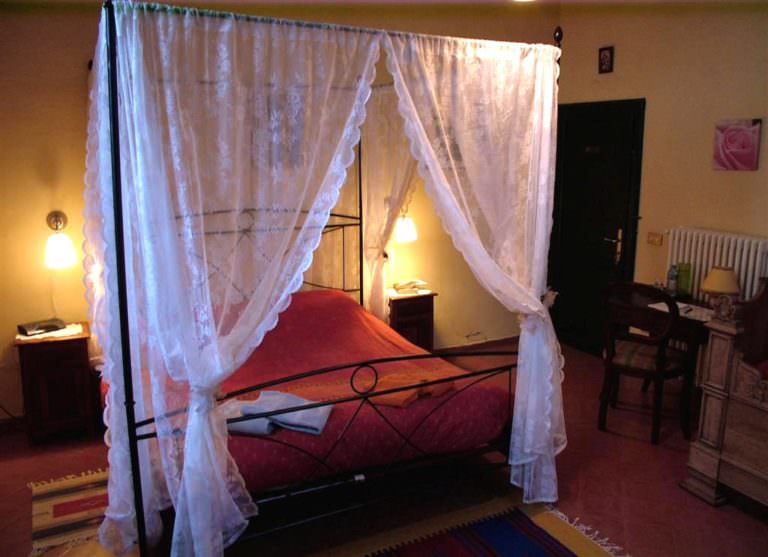 b&b con camere presso Terricciola