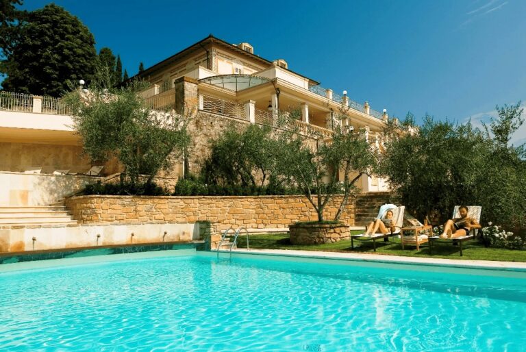 Bellissima struttura con piscina
